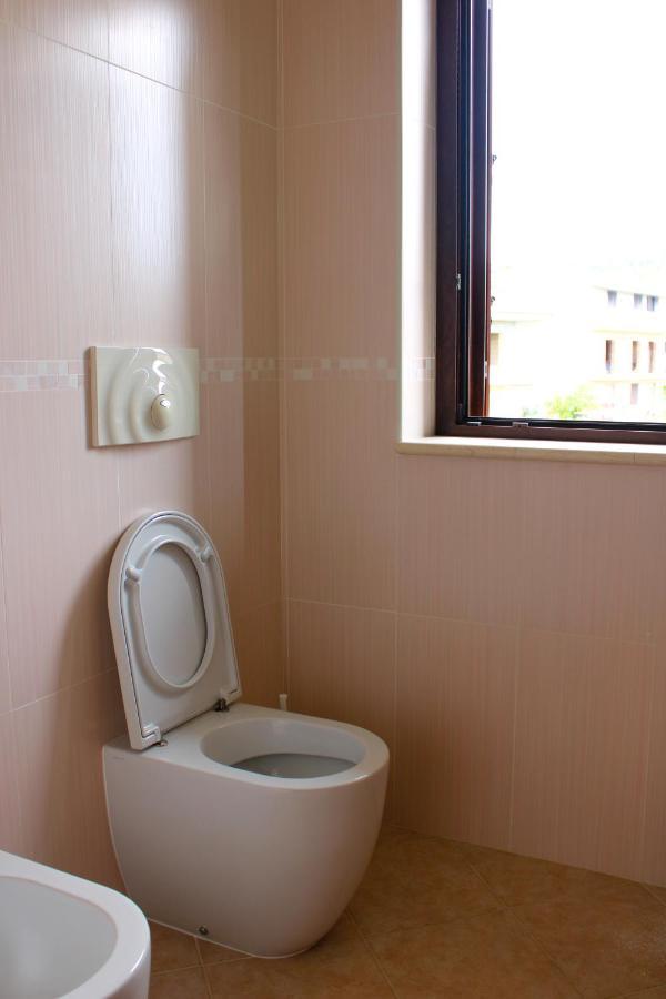 Magna Grecia B&B E Appartamenti เคาโลเนียมารินา ภายนอก รูปภาพ