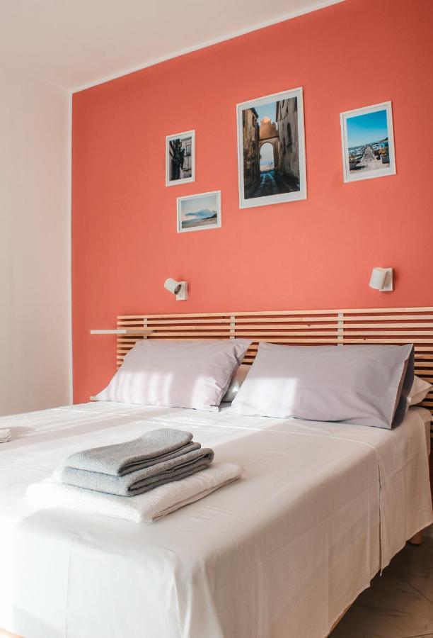 Magna Grecia B&B E Appartamenti เคาโลเนียมารินา ภายนอก รูปภาพ