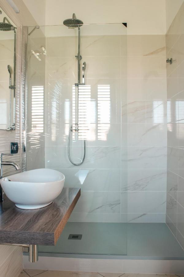 Magna Grecia B&B E Appartamenti เคาโลเนียมารินา ภายนอก รูปภาพ