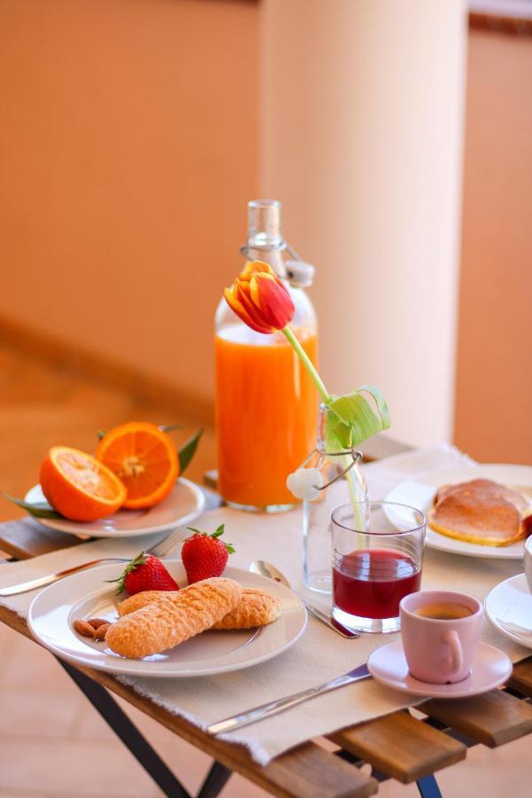 Magna Grecia B&B E Appartamenti เคาโลเนียมารินา ภายนอก รูปภาพ